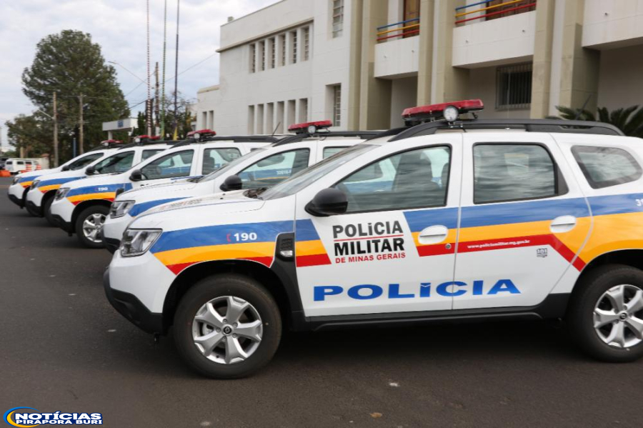 HOMEM DE 27 ANOS MORRE APÓS SER BALEADO EM BURITIZEIRO